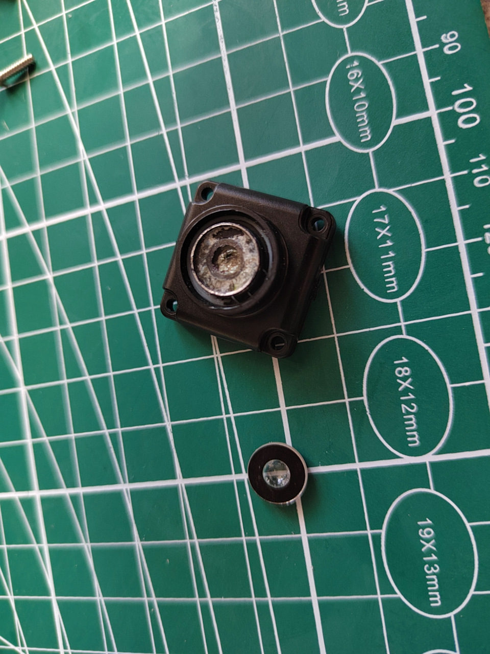 Вся дрянь под 3х мм стеклом, которое вклеено/впаяно — KIA Optima (3G)