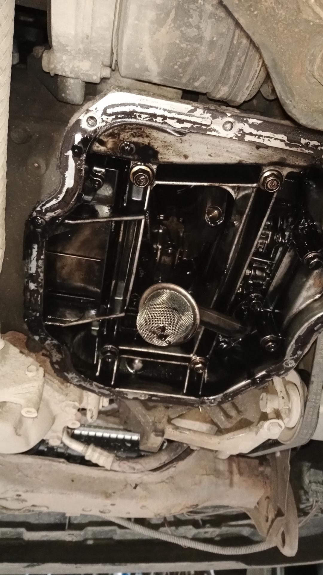 Как снять поддон на ниссан альмера Замена масла со снятием поддона - Nissan Primera (P12), 2,2 л, 2002 года планово