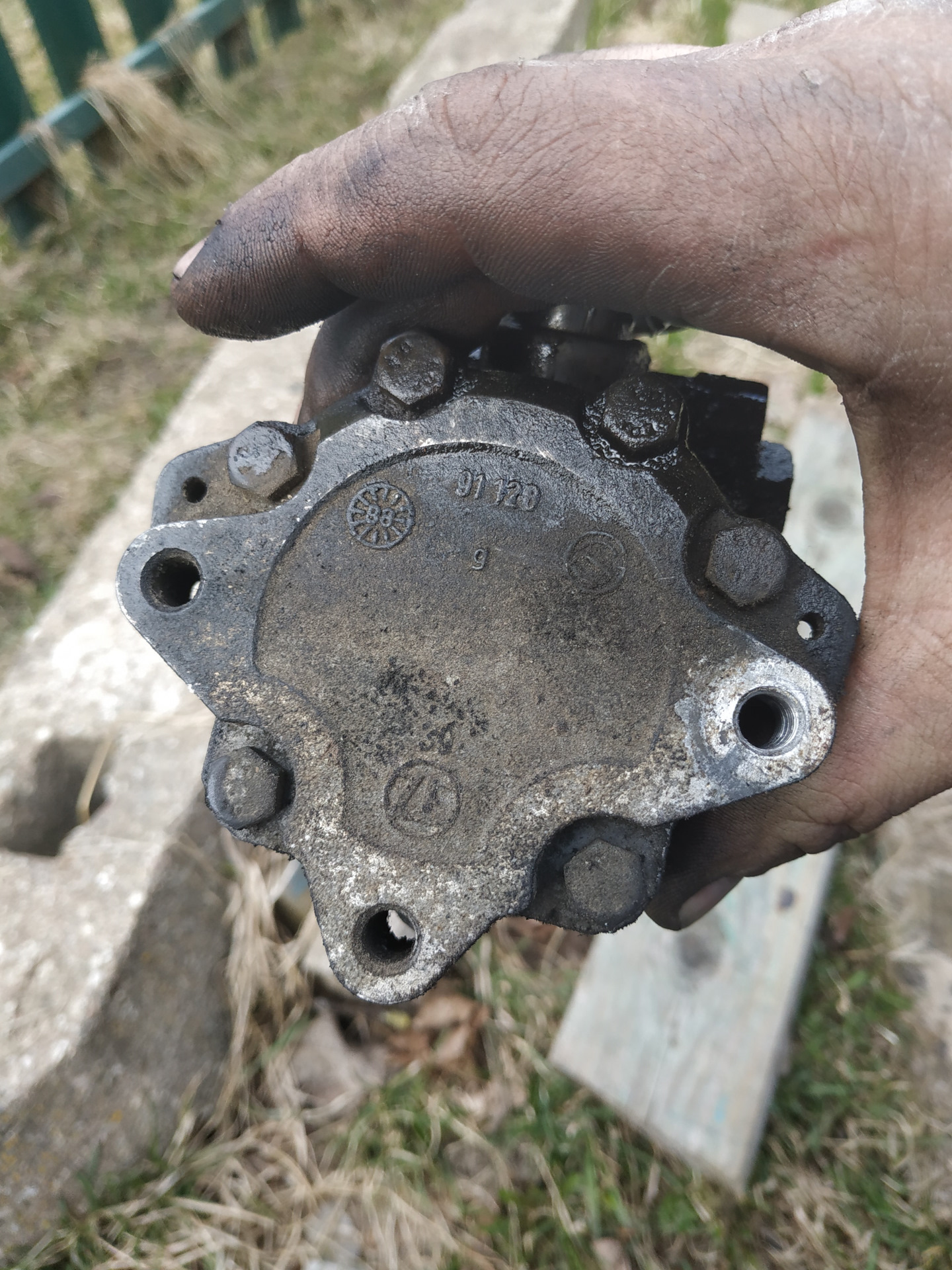 Вопрос по насосу ГУР — Volkswagen Passat B5, 1,8 л, 1998 года | поломка ...