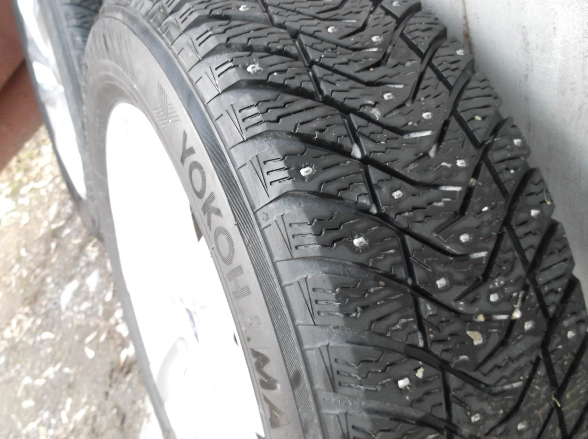 Yokohama ice guard ig65 225 45 r17. Yokohama ice guard ig65 22560 r17.