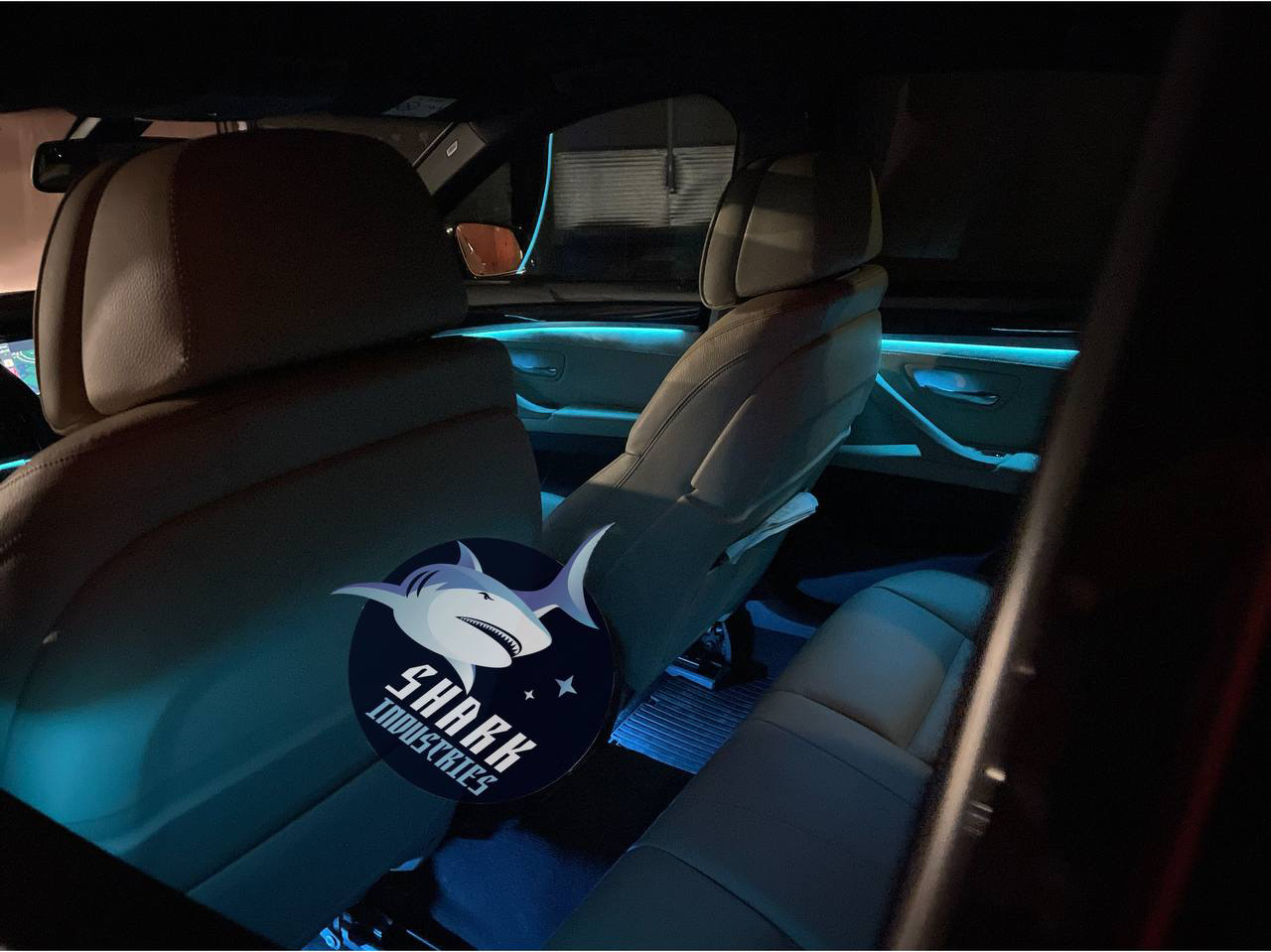 BMW F10. Контурная подсветка салона. Ambient Light — DRIVE2