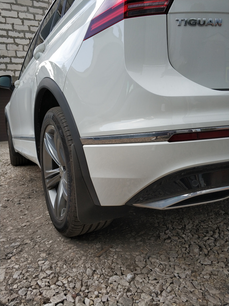 Брызговики и защита топливного бака — Volkswagen Tiguan (2G), 2 л, 2019 ...