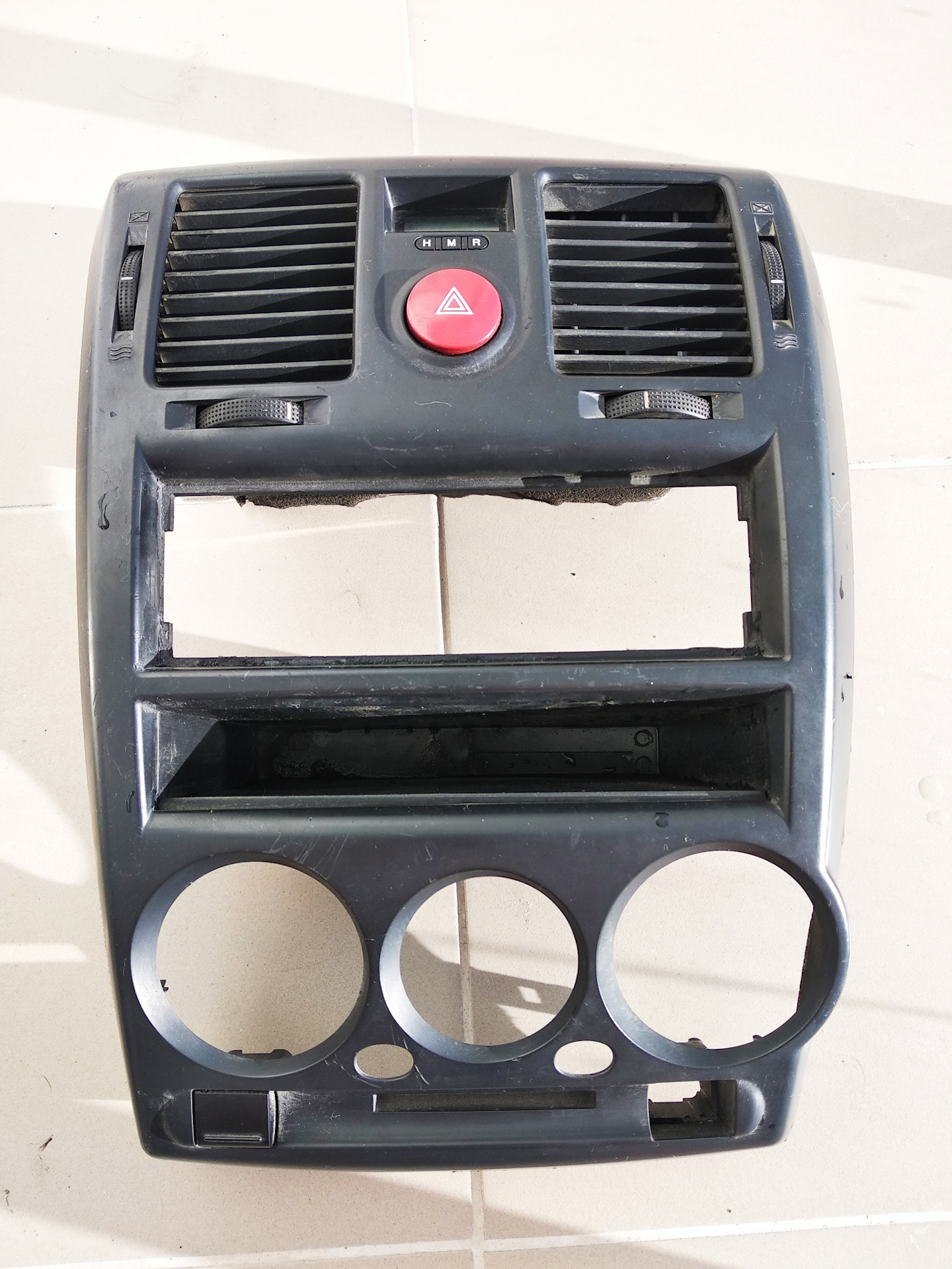 Центральная панель хендай гетц. Центральная панель хендай гетц. Центральная консоль хендай гетц. Центральная консоль хендай гетц. Центральная консоль хендай соната ef.