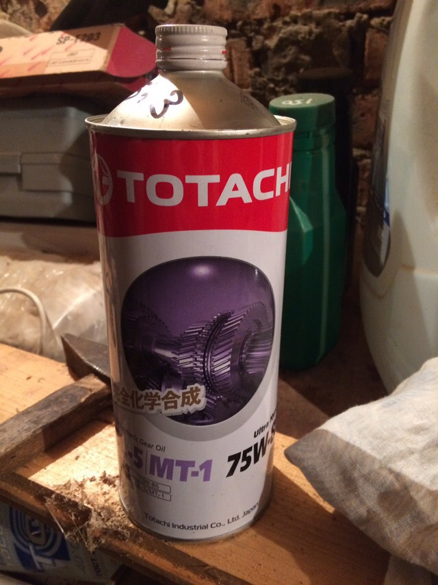 Замена масла в МКПП, раздатке и заднем дифференциале. — Toyota RAV4 ...