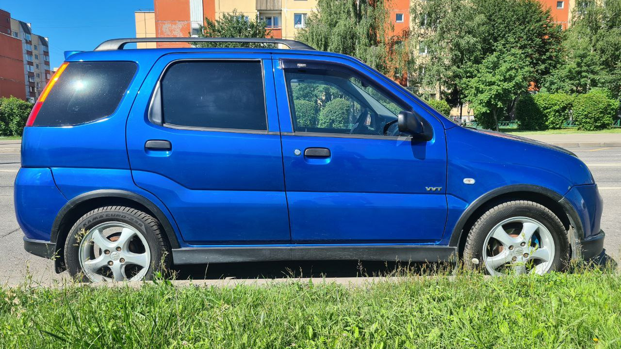 Сузуки игнис 1.5. Сузуки Игнис 2007. Suzuki Ignis 2007. Сузуки Игнис 2007 фото.