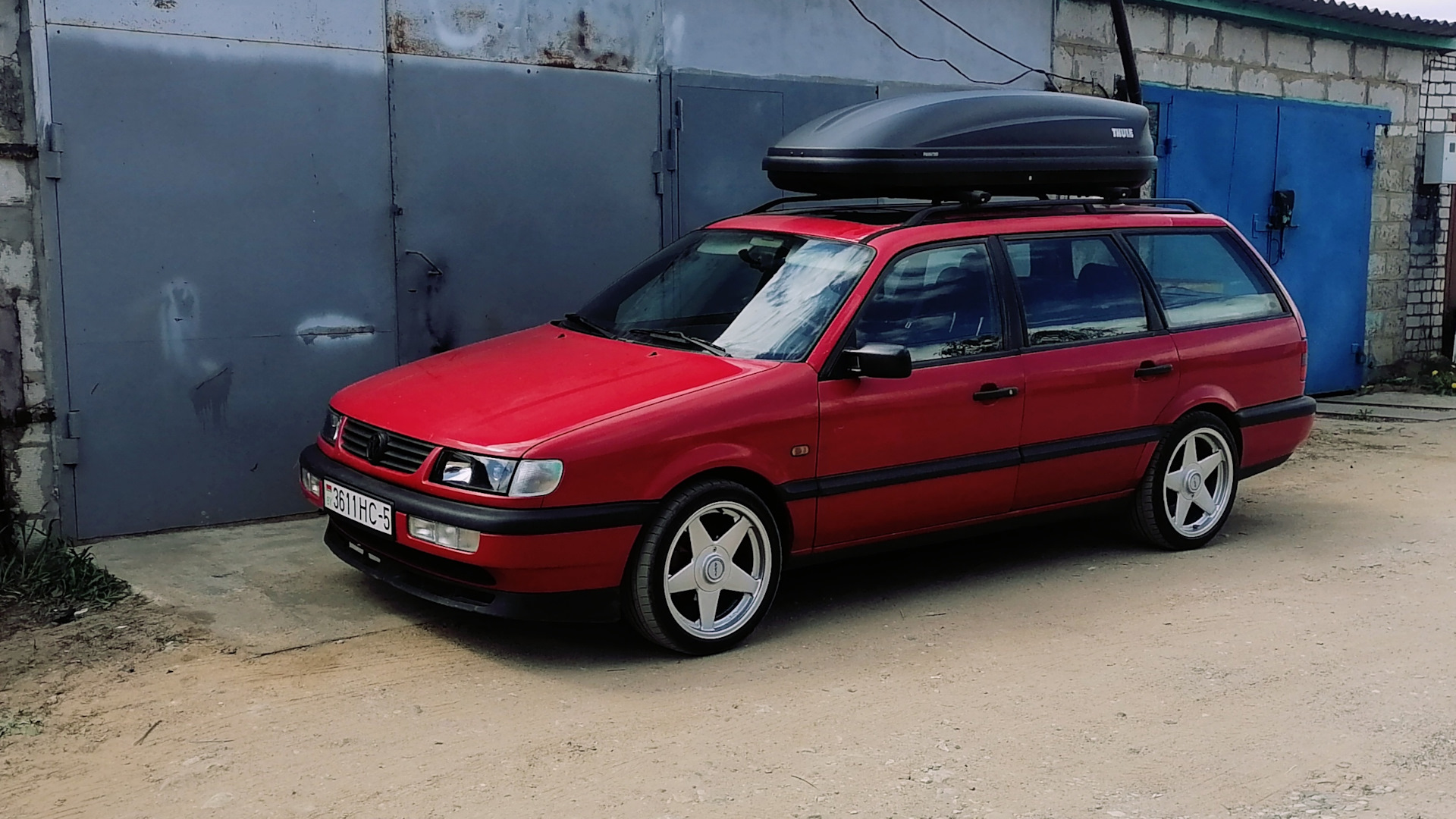 Volkswagen Passat B4 1.8 бензиновый 1996 | Red Liner на DRIVE2