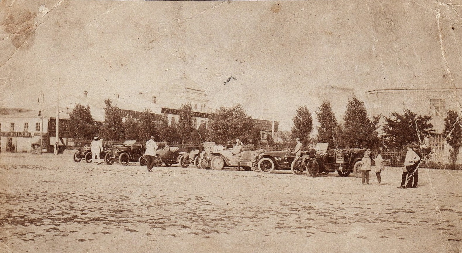 саратов театральная площадь старые