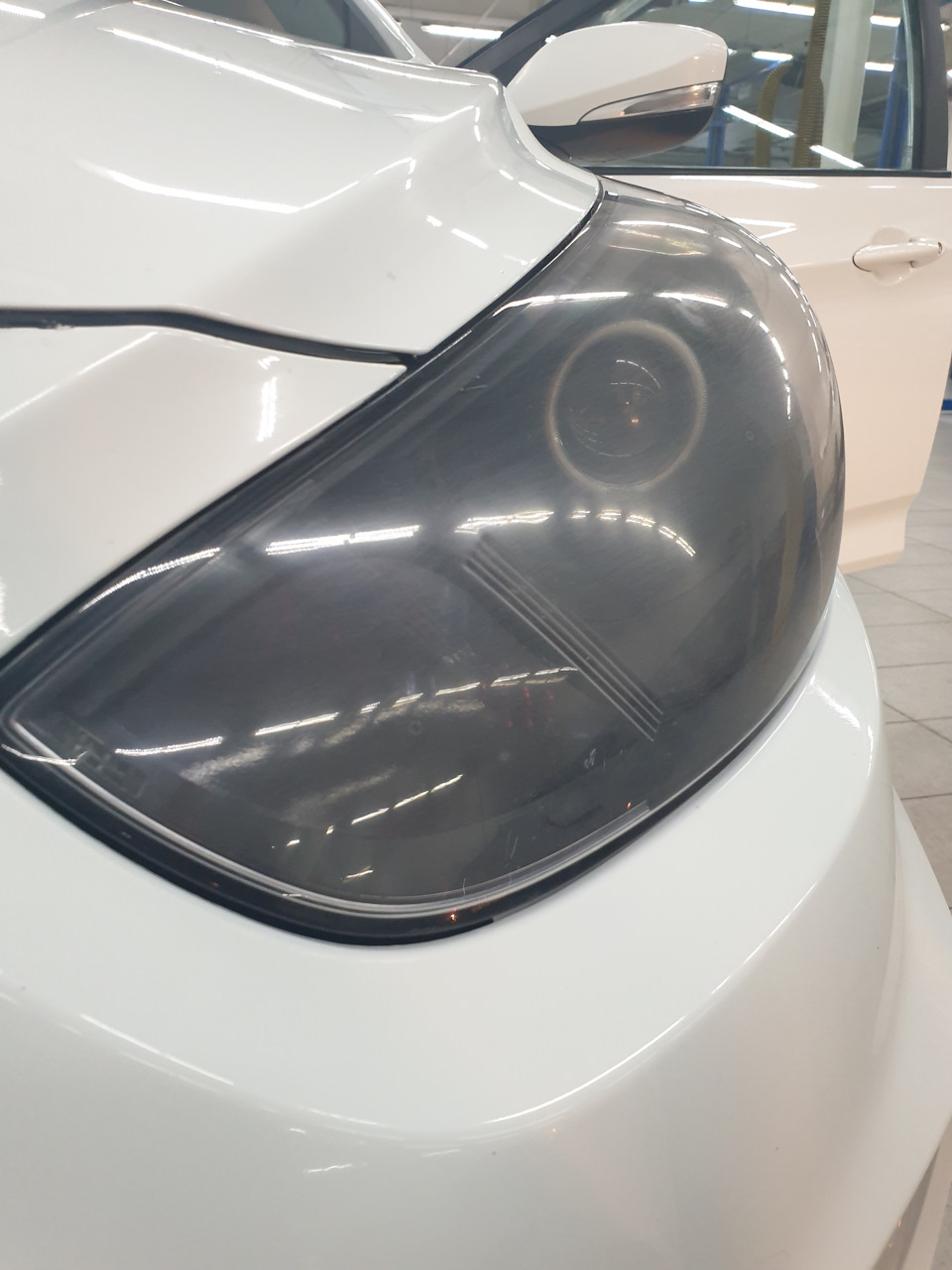 Очередная полировка фар — Hyundai Solaris, 1,6 л, 2012 года | визит на ...