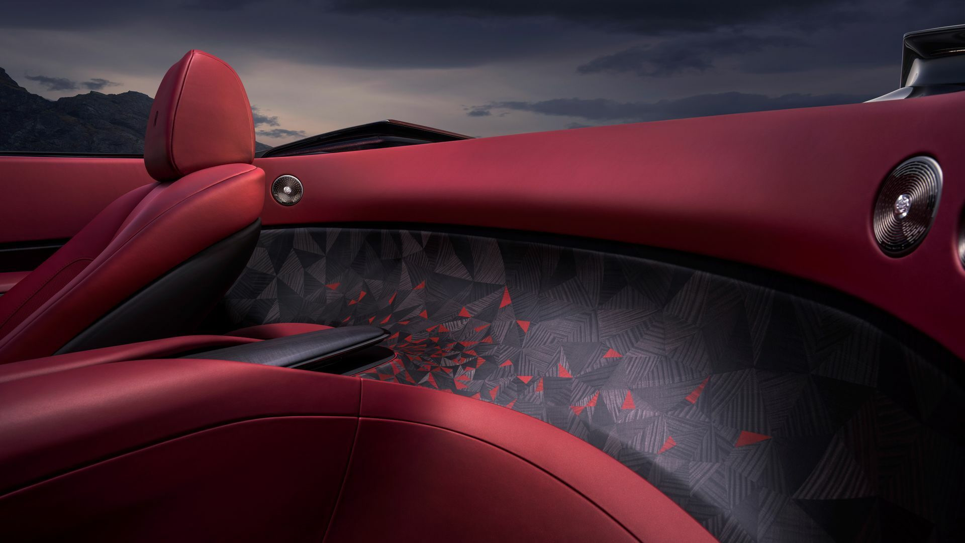 Rolls-Royce Droptail 2024. Rolls-Royce la Rose noire Droptail. Rolls-Royce la Rose noire в 2024.