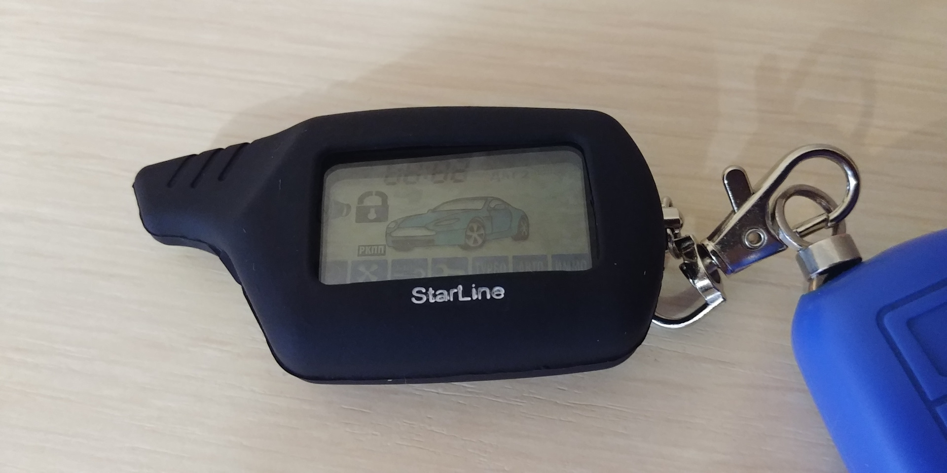 Брелок для сигнализации sandero. Корпус для брелка сигнализации flashpoint s2. Брелок сигнализация рено сандеро. Сигнализация 2 брелка. Два брелка сигнализации.