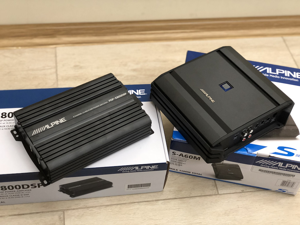 Alpine S-A60M лишь немного больше своего старшего братца — Honda Accord (10G)