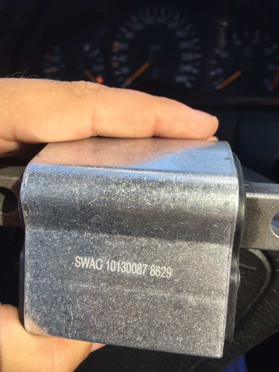 Течь солярки из под штуцера тнвд — SsangYong Istana, 2,9 л, 1999 года ...