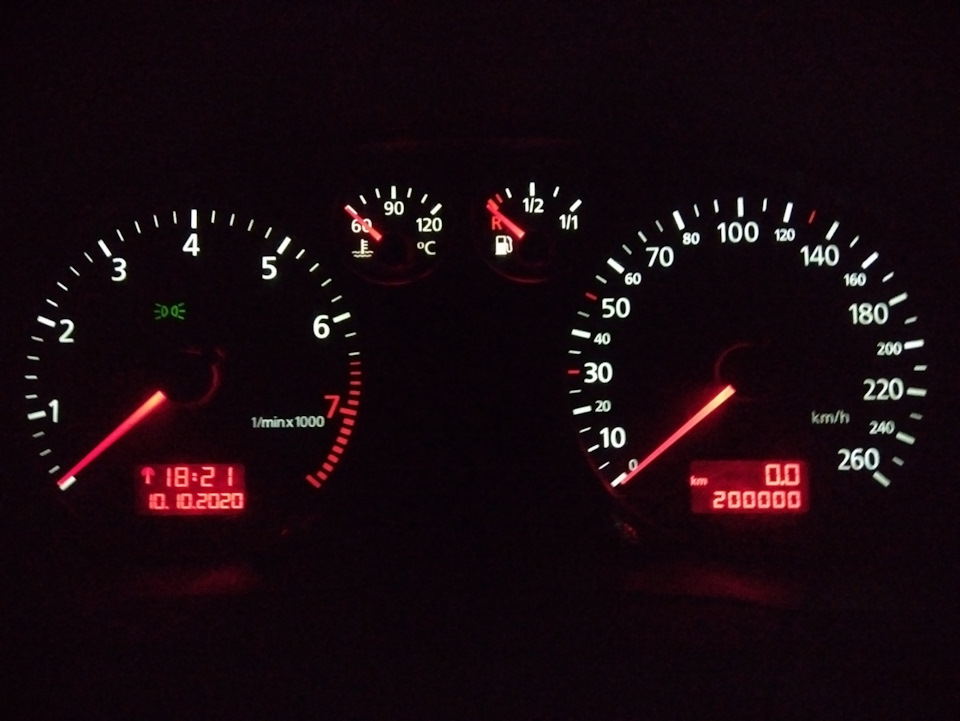 200 000 км. Пройдено, дальше больше) — Audi A4 (B5), 1,6 л, 2000 года