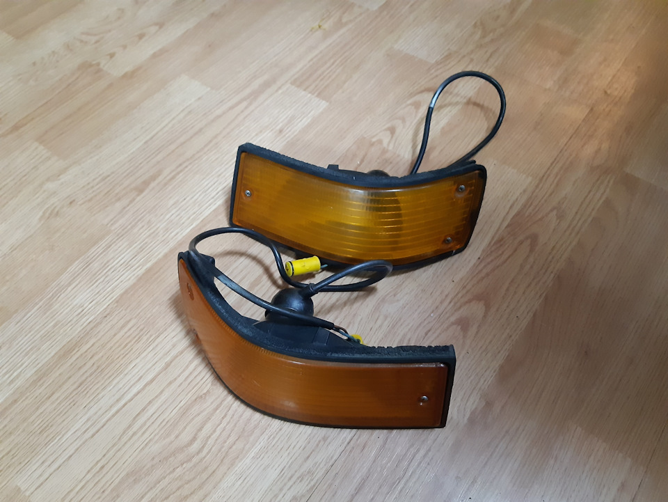 Замена лампочки дополнительного стопа — Suzuki Grand Vitara (2G), 2,7 л ...