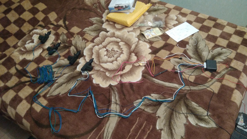 Шумка под капот. — KIA Rio (2G), 1,4 л, 2011 года | своими руками | DRIVE2