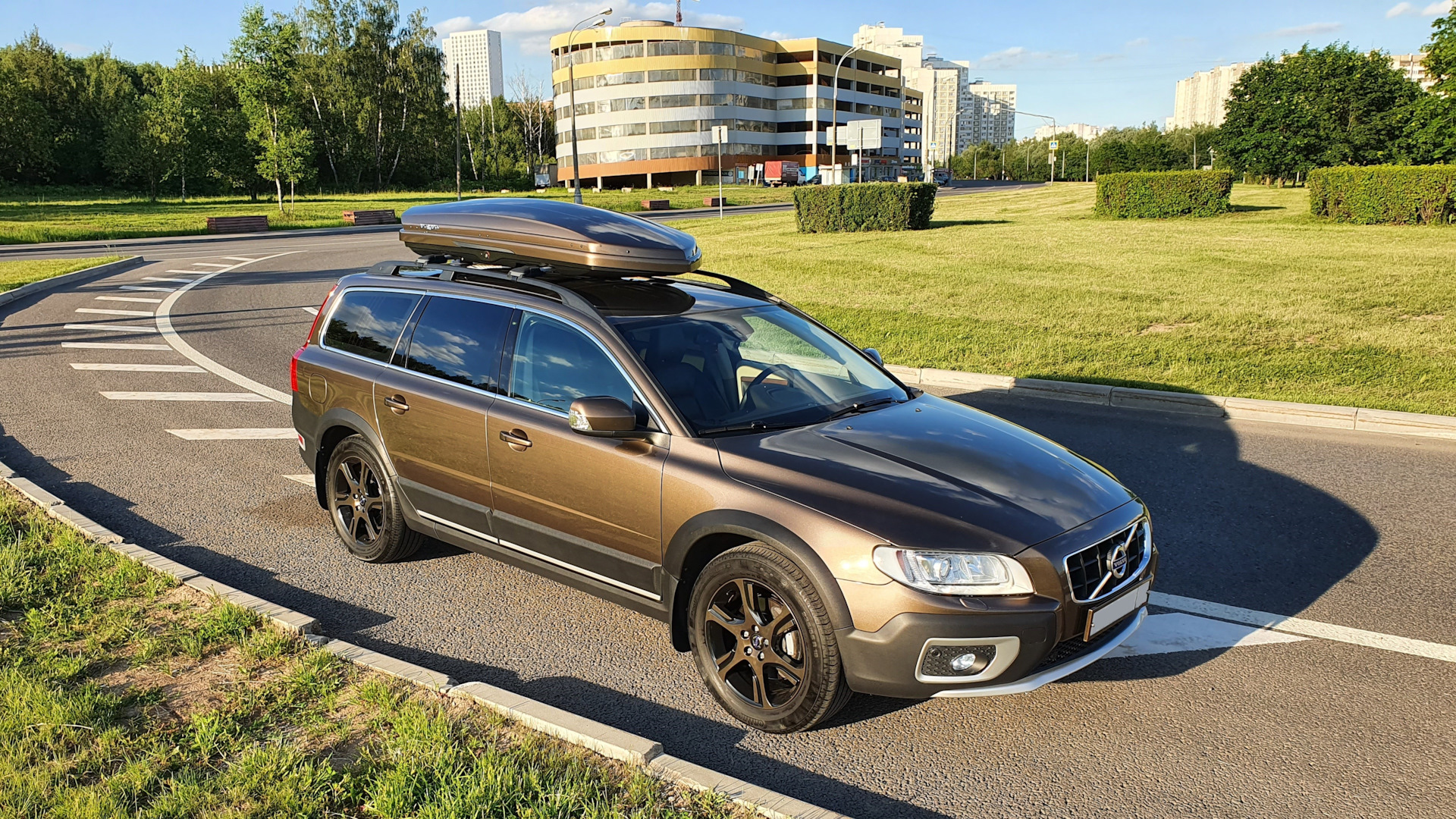 Volvo xc70 2.5. Вольво хс70 универсал. Volvo xc70 Volvo XC 70. Volvo xc70 синий. Volvo xc70 2021.