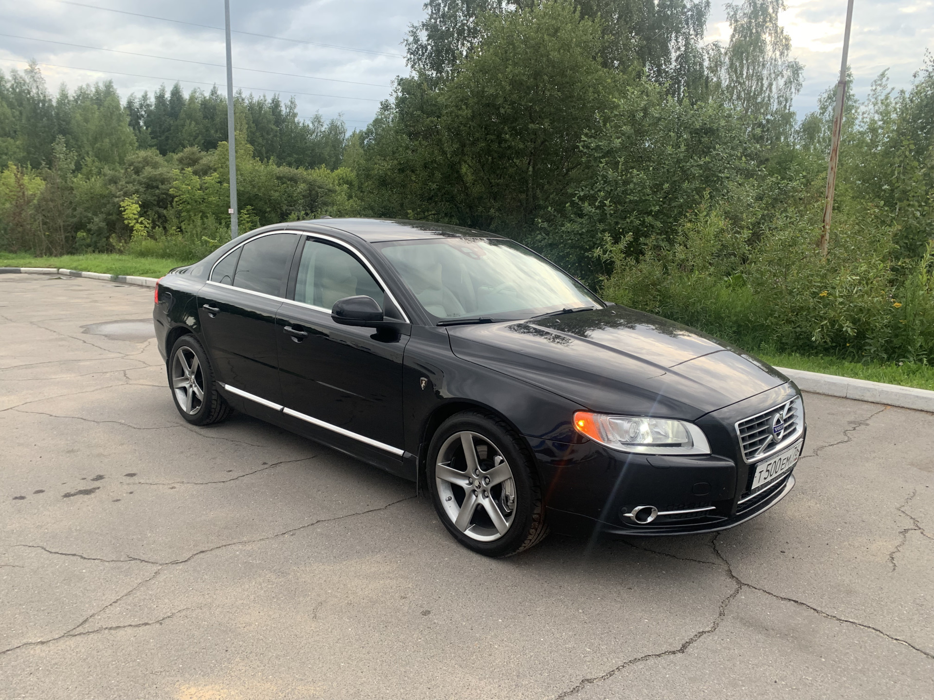 Volvo s80 черный глянец диски