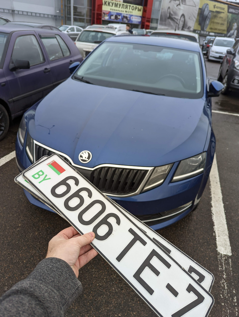 Press F to pay respect — Skoda Octavia A7 Mk3, 1,8 л, 2018 года | продажа  машины | DRIVE2