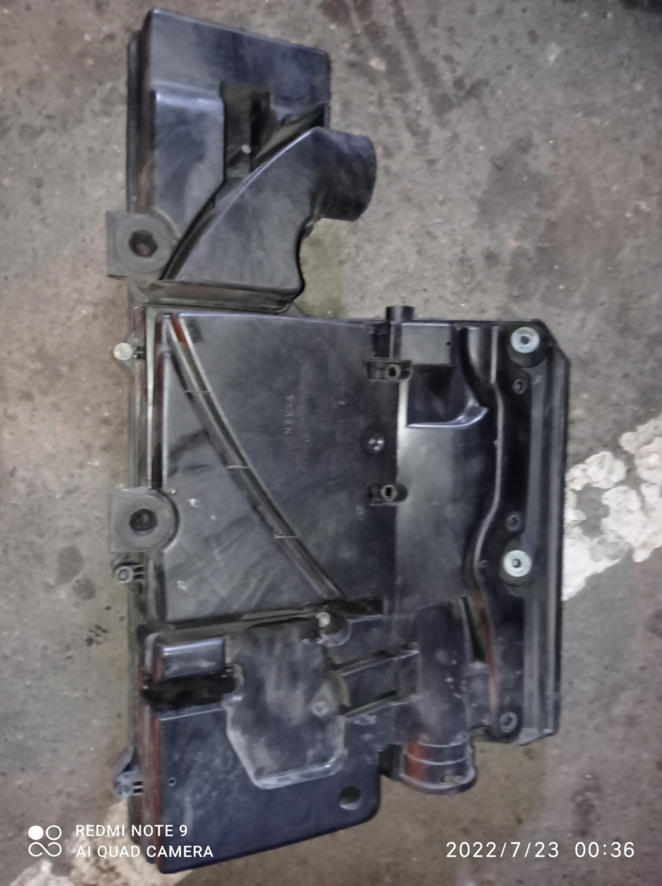 Замена воздушного фильтра. — Ford Fusion, 1,6 л., 2012 года ...