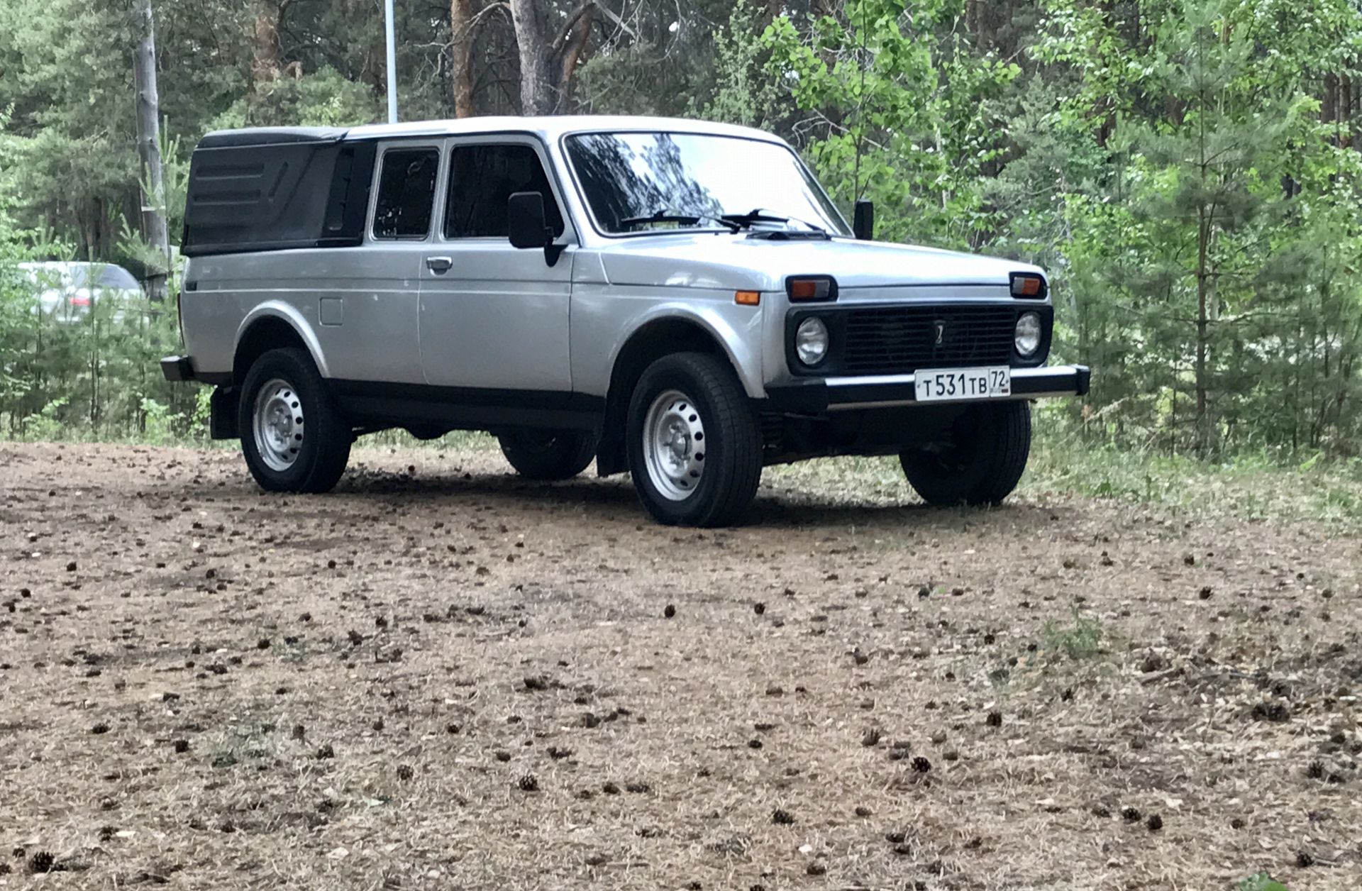 Lada Niva 2329