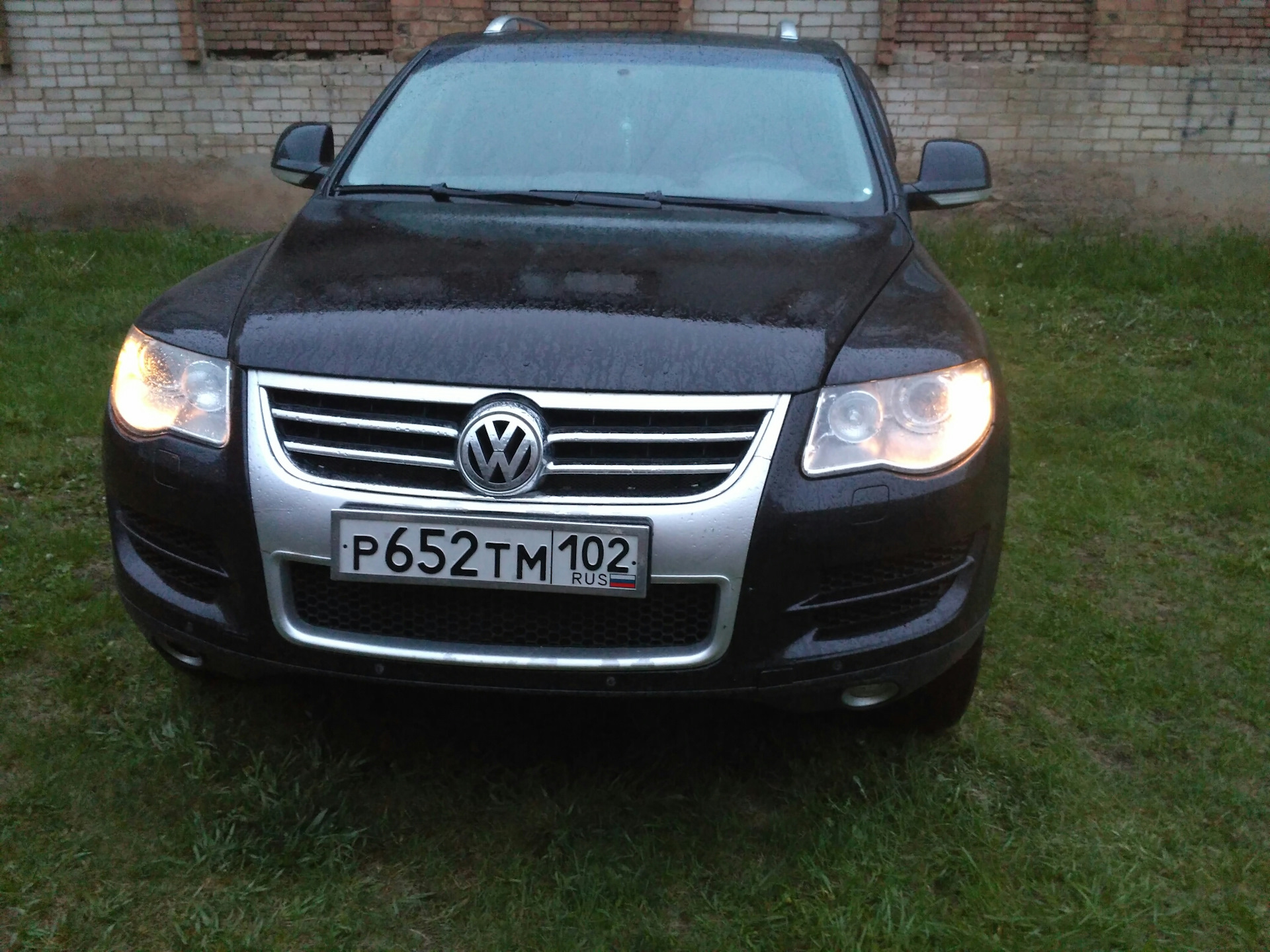 Светодиоды в габариты — Volkswagen Touareg (1G), 2,5 л, 2007 года ...