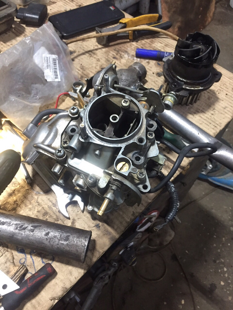 Карбюратор дааз 2104. Подходит ли карбюратор. Карбюратор солекс на ниву 21213. Карбюратор солекс на ваз 2101. Карбюратор жигули 2106.