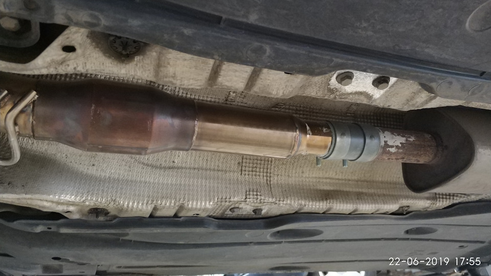 Даунпайп со спорт-катализатором — Skoda Octavia A7 Mk3. Запчасти на фото: 22062019