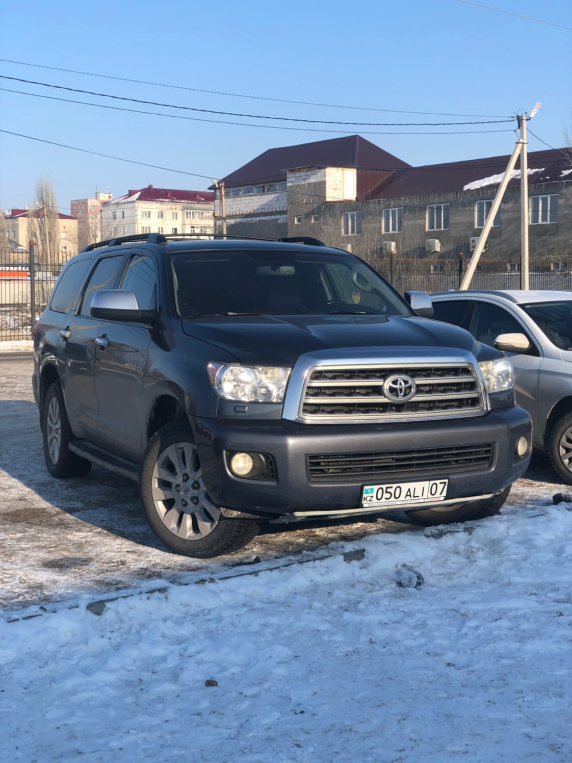 Toyota sequoia 5.7. Тойота Секвойя 5.7. Тойота Секвойя 5.7 платим. Тойота Секвойя 5.7 тюнинг. Toyota Sequoia семнадцатый год.