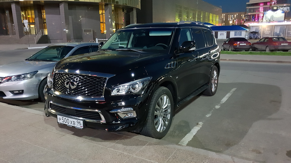 Инфинити qx80 черный