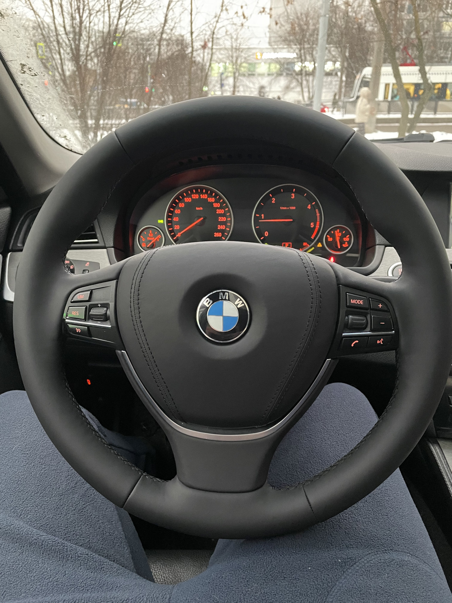 Перешив руля - BMW 5 series (F10), 2 л, 2015 года стайлинг DRIVE2