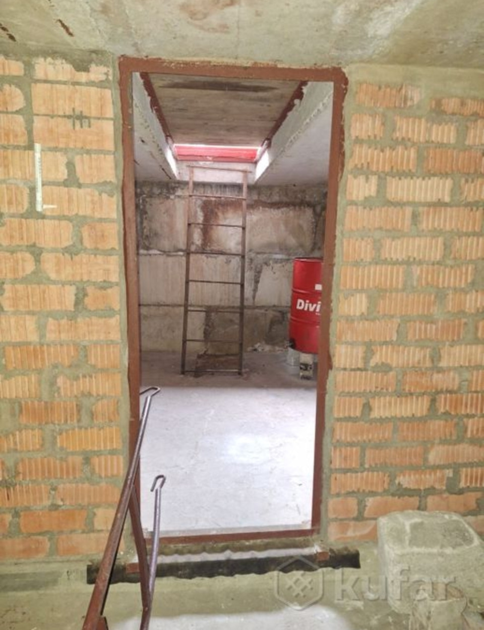 7. Второе помещение — BMW 5 series (E60)