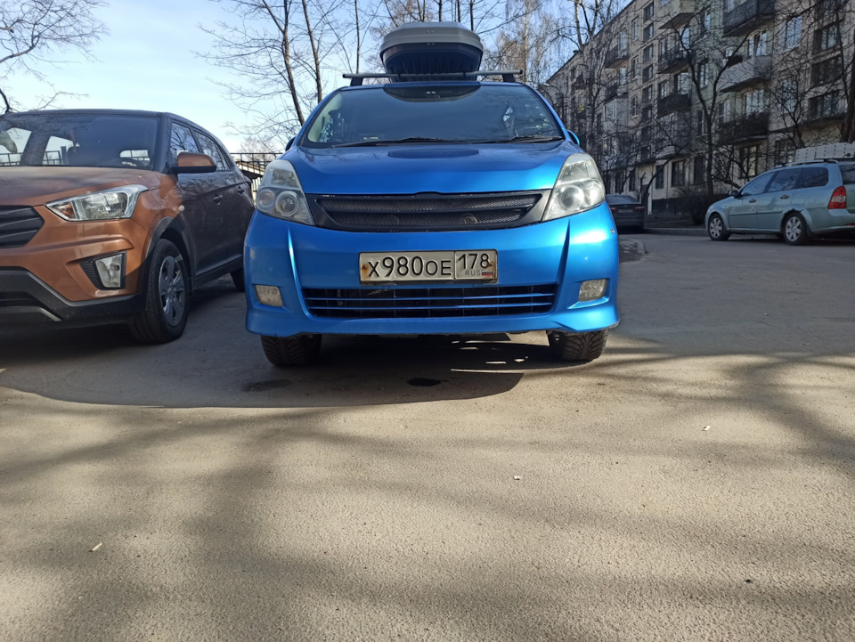Скоро лето! — Toyota Isis, 1,8 л, 2005 года | стайлинг | DRIVE2