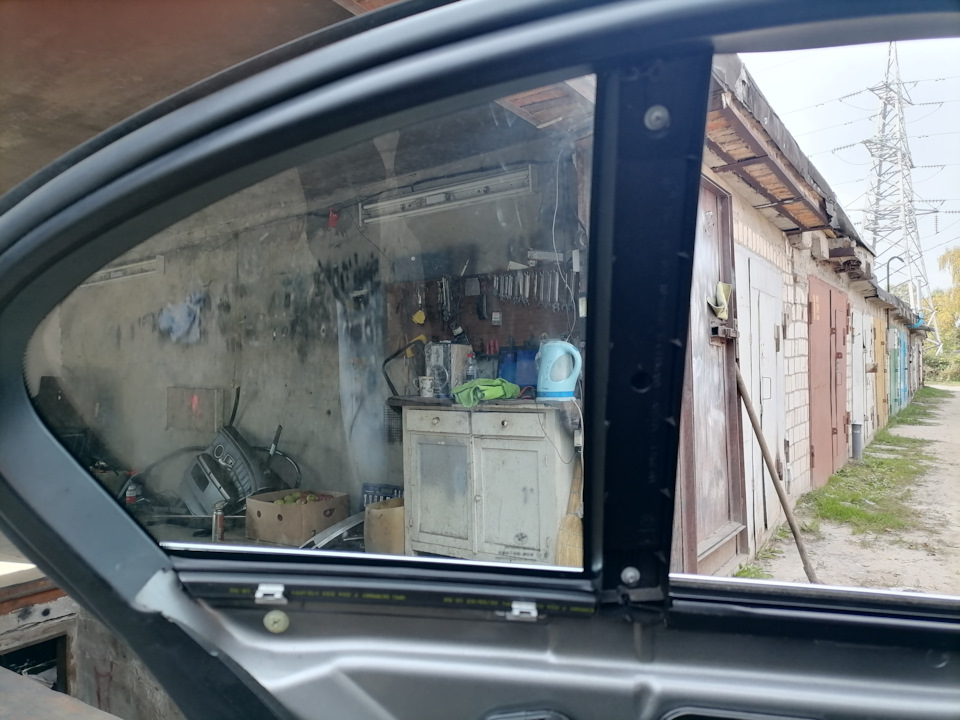 Фото в бортжурнале BMW 7 series (E65/E66)