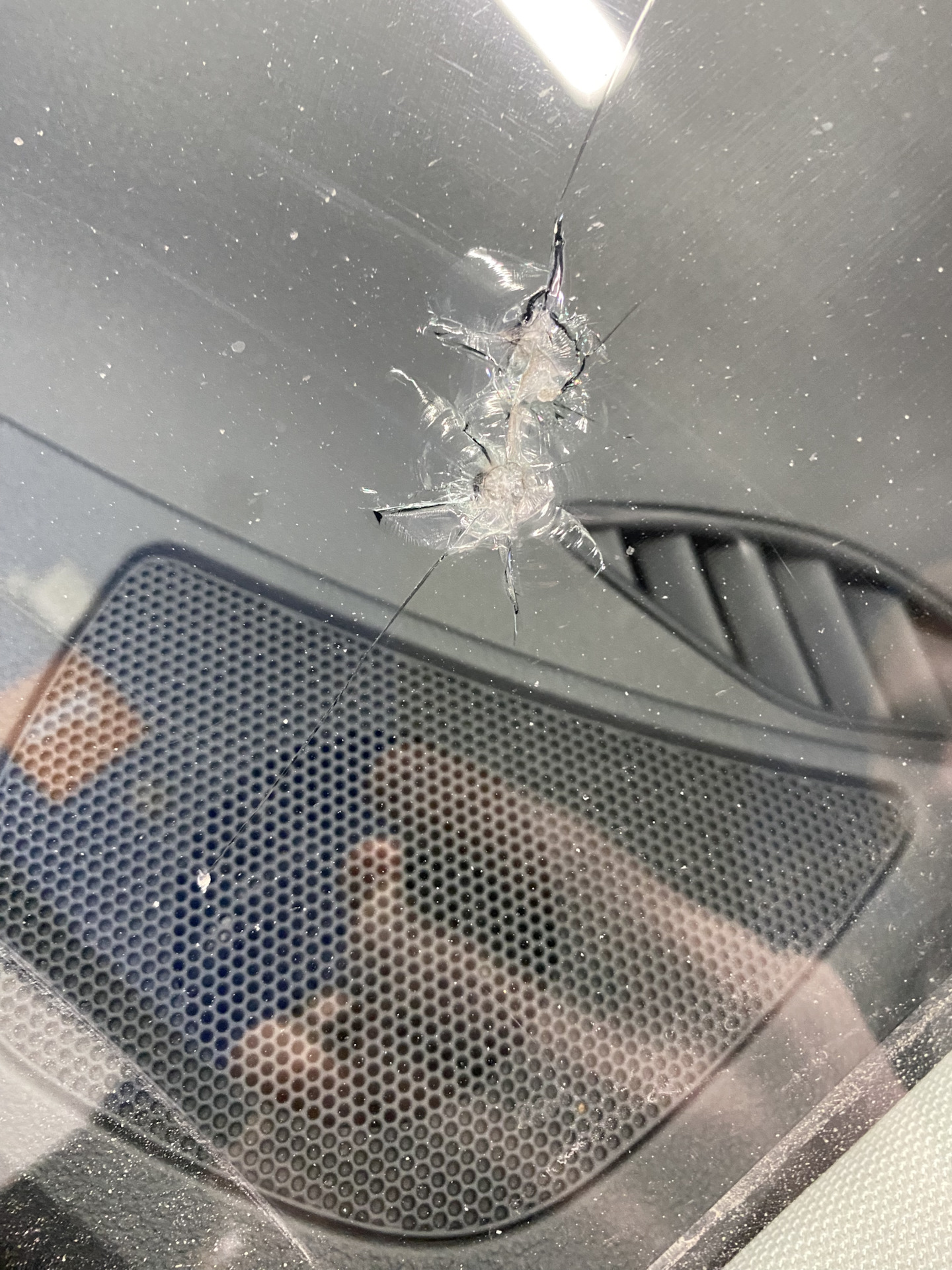 Замена лобового стекла — Audi A6 (C7), 2,8 л, 2013 года | расходники ...