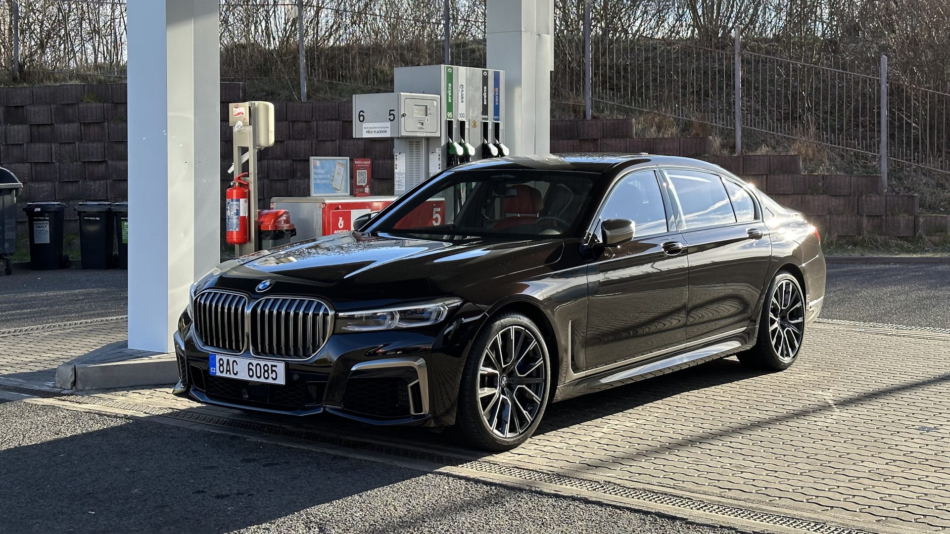 BMW 7 series (G11/G12) 6.6 бензиновый 2020 | M760Li Мамонт на DRIVE2