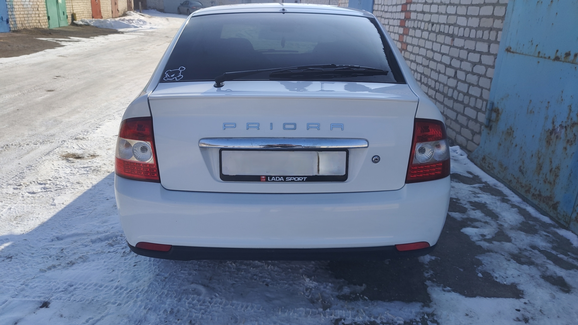 #48 Установка диффузора заднего бампера — Lada Приора хэтчбек, 1,6 л ...