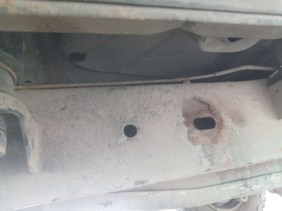 Трубки сзади — SsangYong Kyron