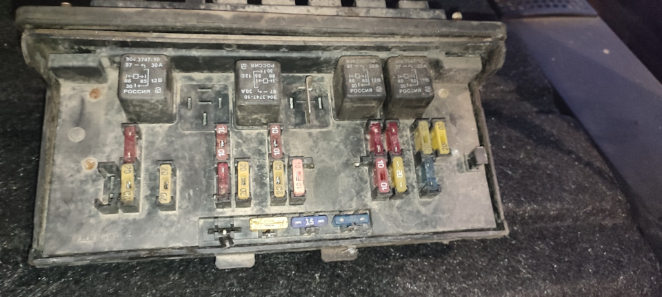 Блок предохранителей ваз 2105 — Lada 21043, 1,5 л, 1998 года | своими ...
