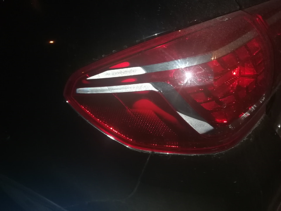 Потеют задние фонари. — Haval H6 (1G), 1,5 л, 2019 года | наблюдение ...