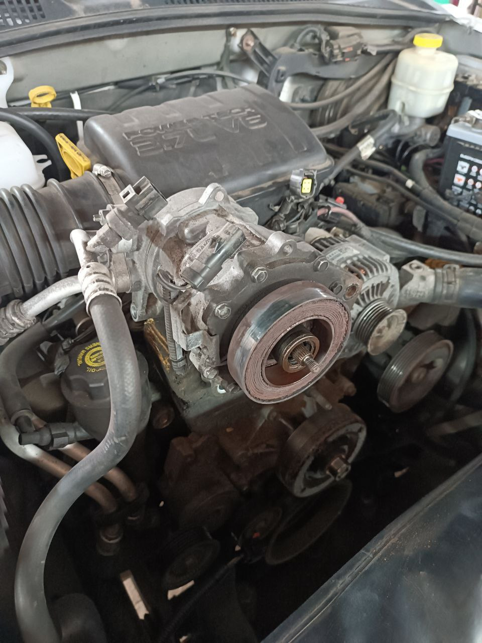 Фото в бортжурнале Jeep Cherokee (KJ)