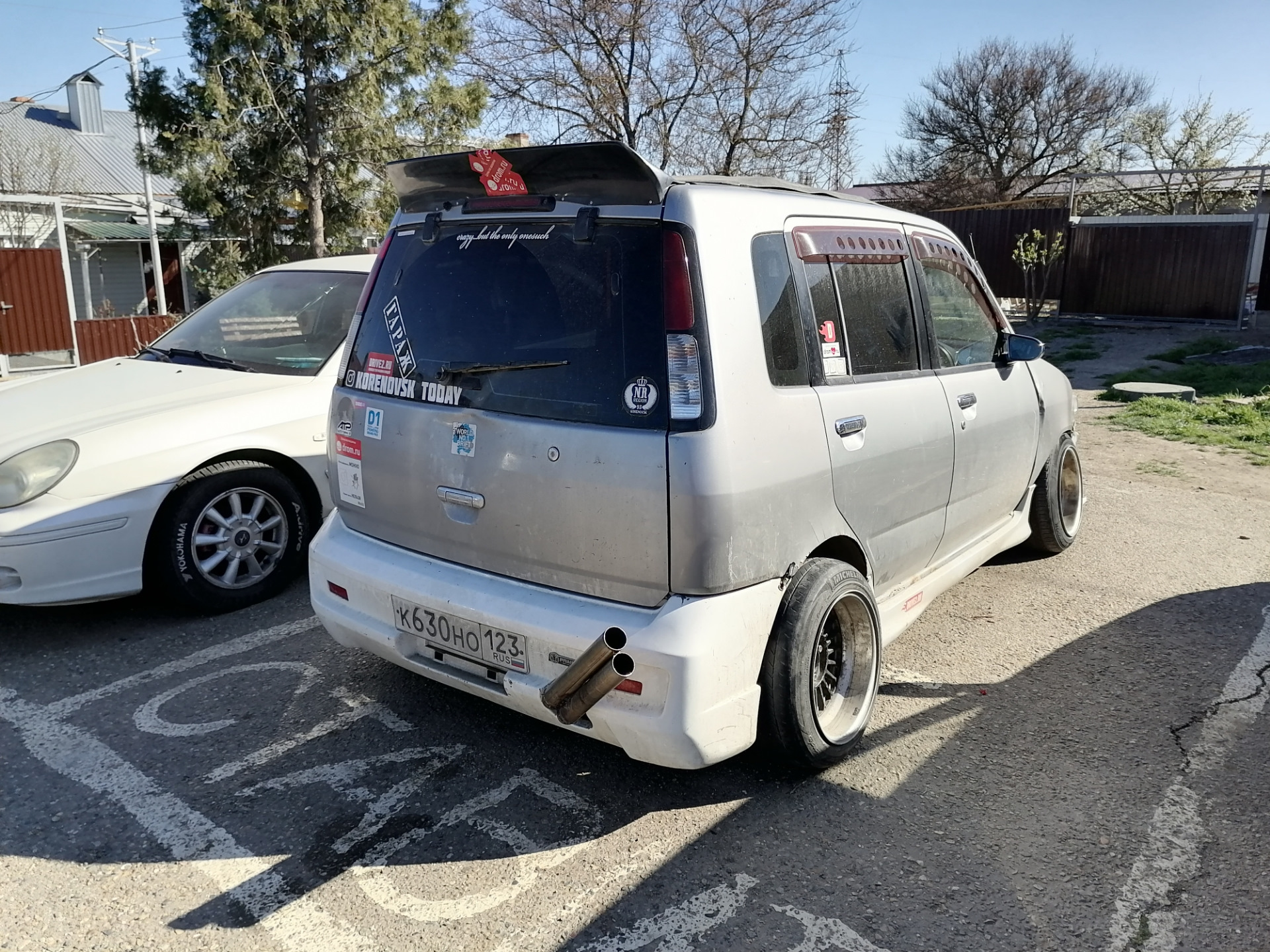 Nissan Cube az10