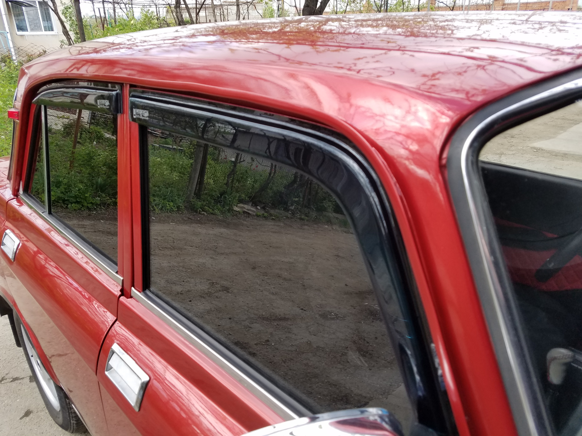 Дефлекторы на окна — Москвич 2140, 1,5 л, 1976 года | стайлинг | DRIVE2