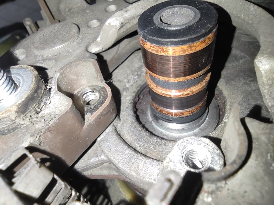 Выехал, на приборке надпись проверьте акб?!)))Бывает же))) — Toyota ...