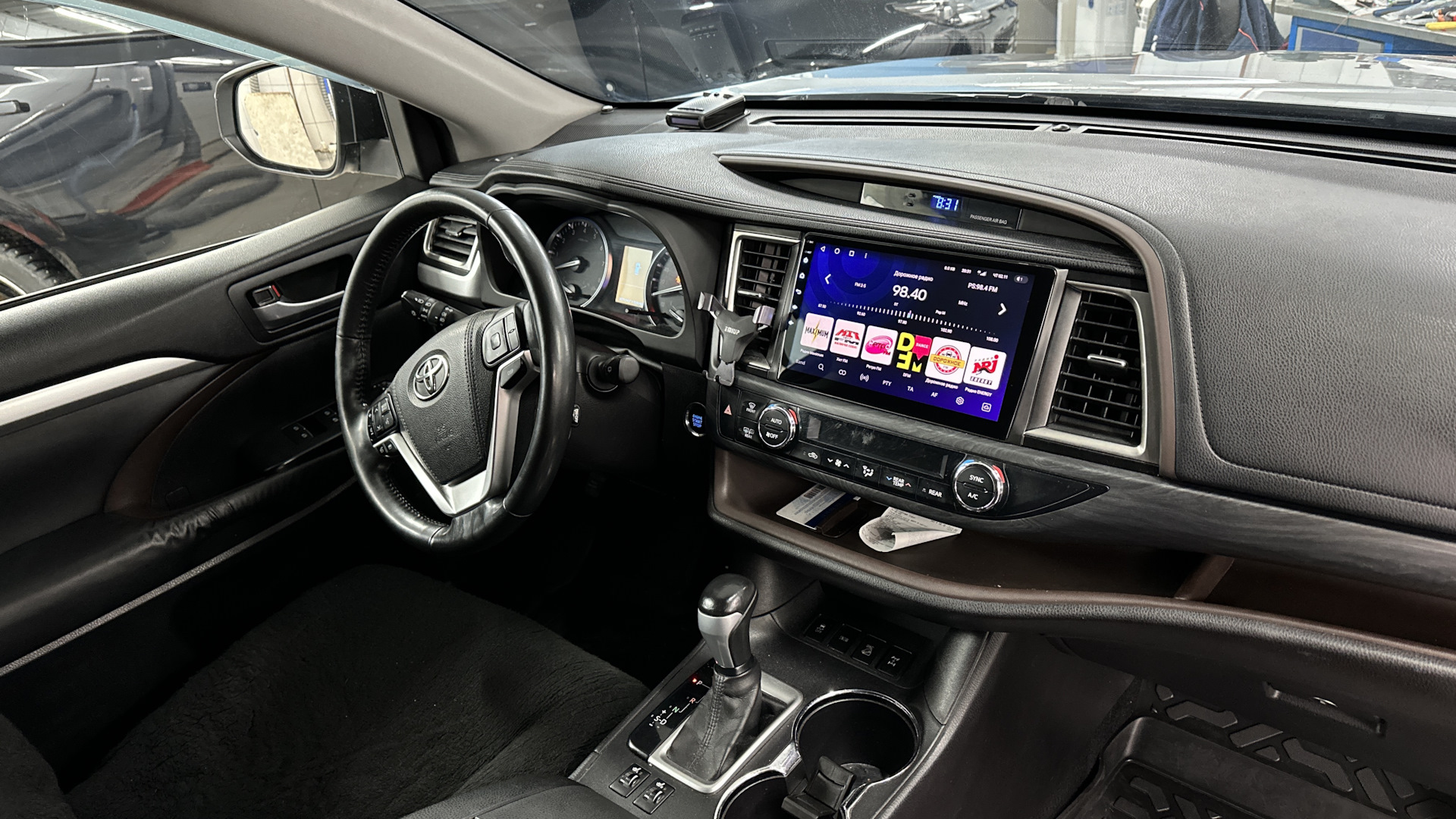 Toyota Highlander (XU50) 3.5 бензиновый 2015 | Серый кардинал на DRIVE2