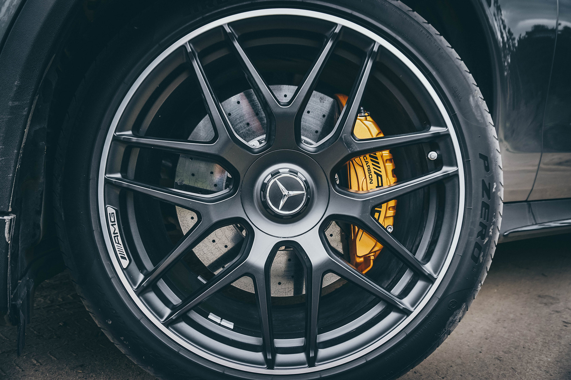 Фото в бортжурнале Mercedes-Benz E 63 AMG (W213) .