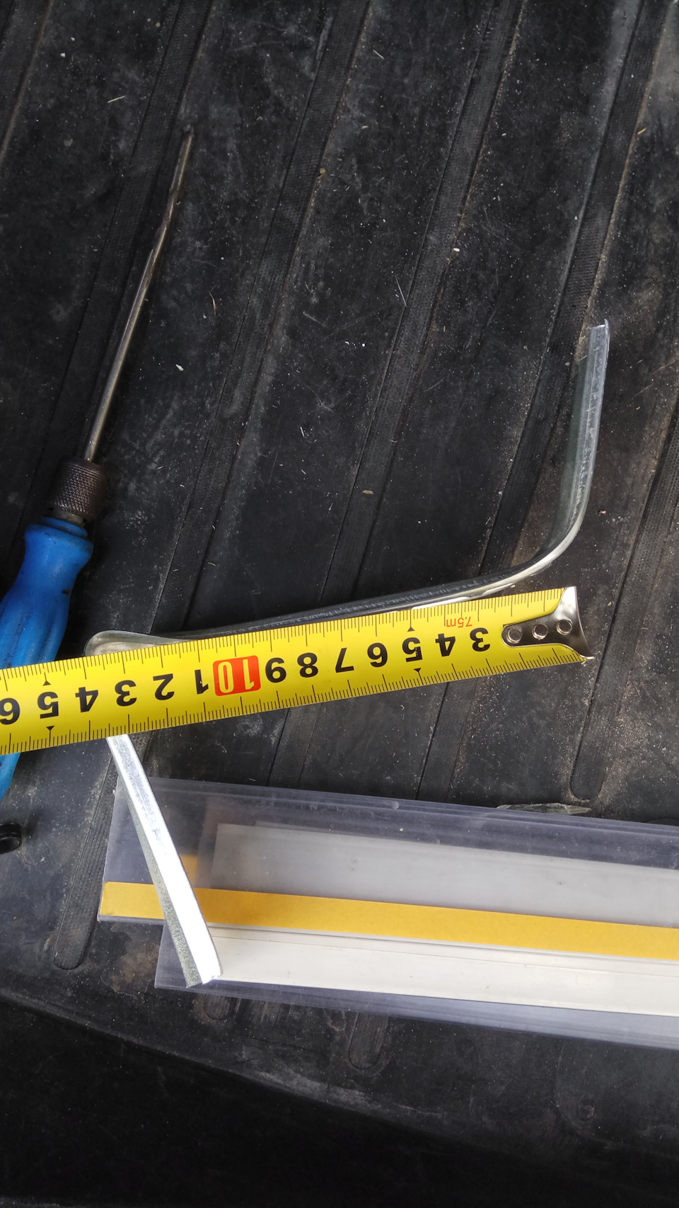 Аварийное складывание задней спинки сидения Nissan X-Trail. Спец-ключ ...