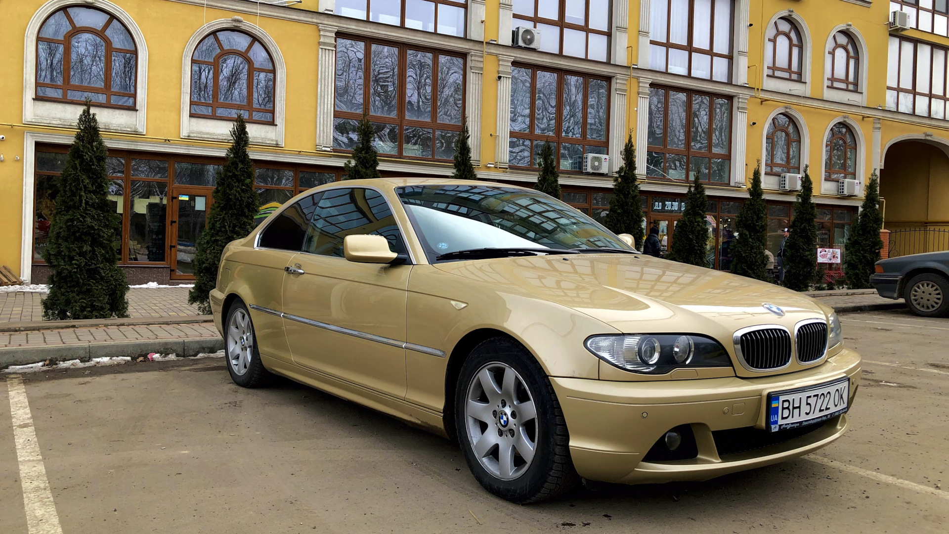 BMW 3 series Coupe (E46) 2.2 бензиновый 2003 | ЗОЛОТАЯ на DRIVE2