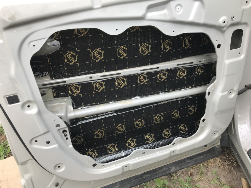 Шумка своими руками, результат превзошёл ожидания — Hyundai Santa Fe ...