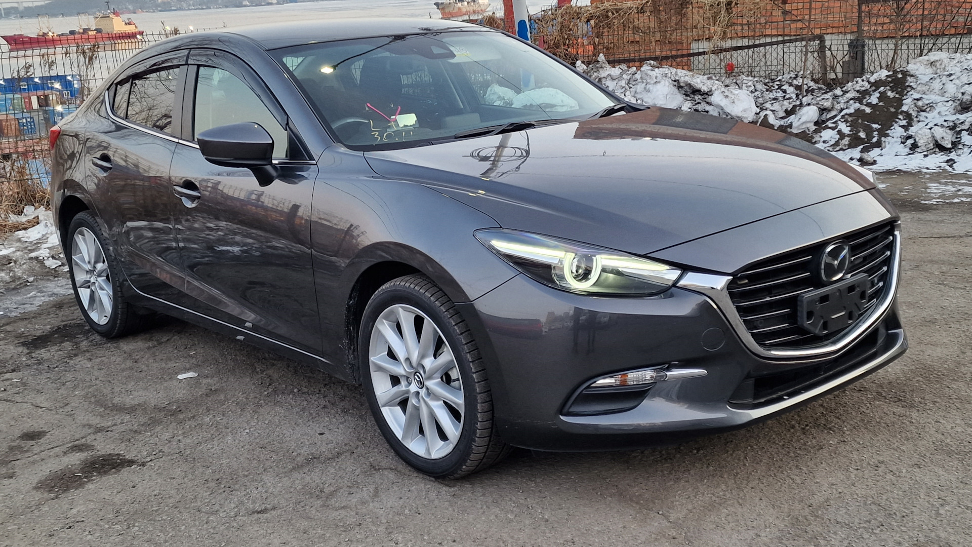 Mazda Axela (3G) 1.5 бензиновый 2017 | Machine Gray на DRIVE2