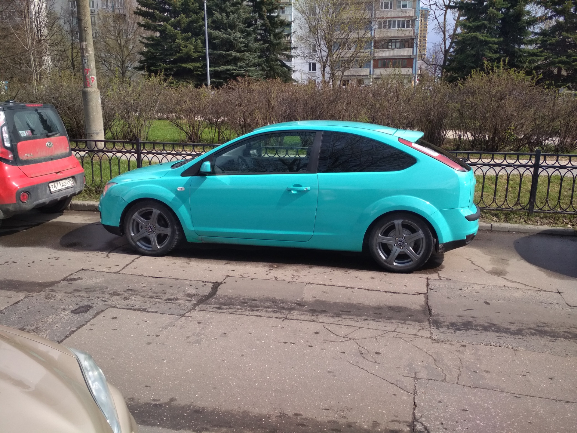 У мужика должны быть чистыми машина и обувь — Ford Focus Hatchback II ...